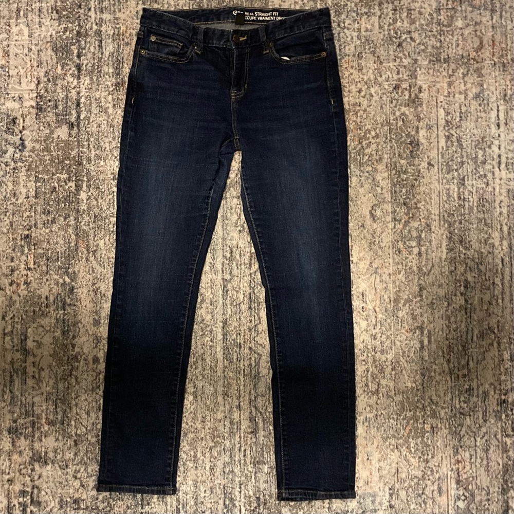GAP LOW RISE STRAIGHT LEG JEANS